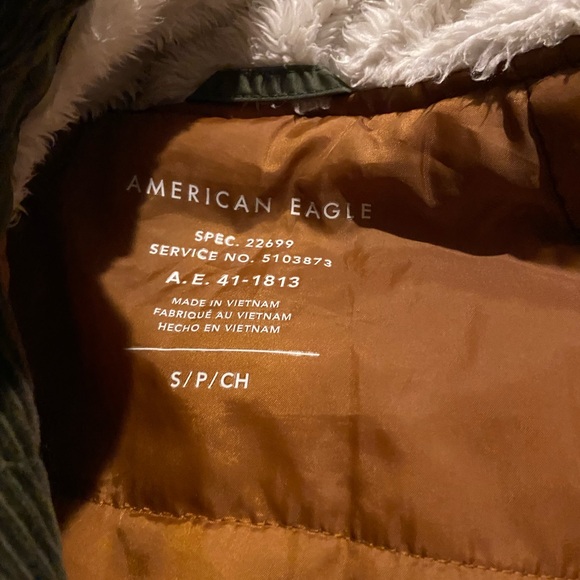 American Eagle Coat - Picture 8 of 9